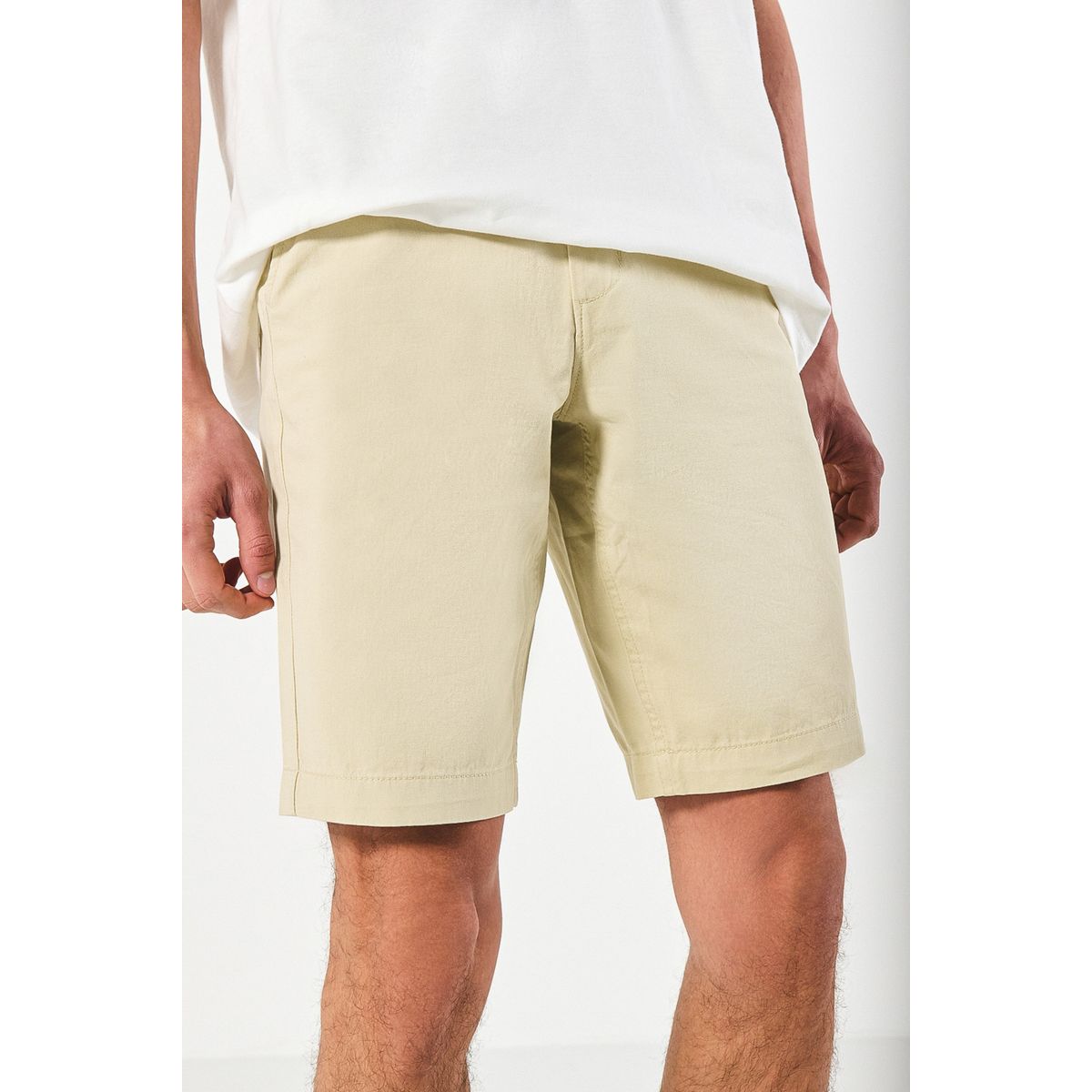 KOAJ - KOAJ Bermuda en dril tiro bajo unicolor con bolsillos Hombre