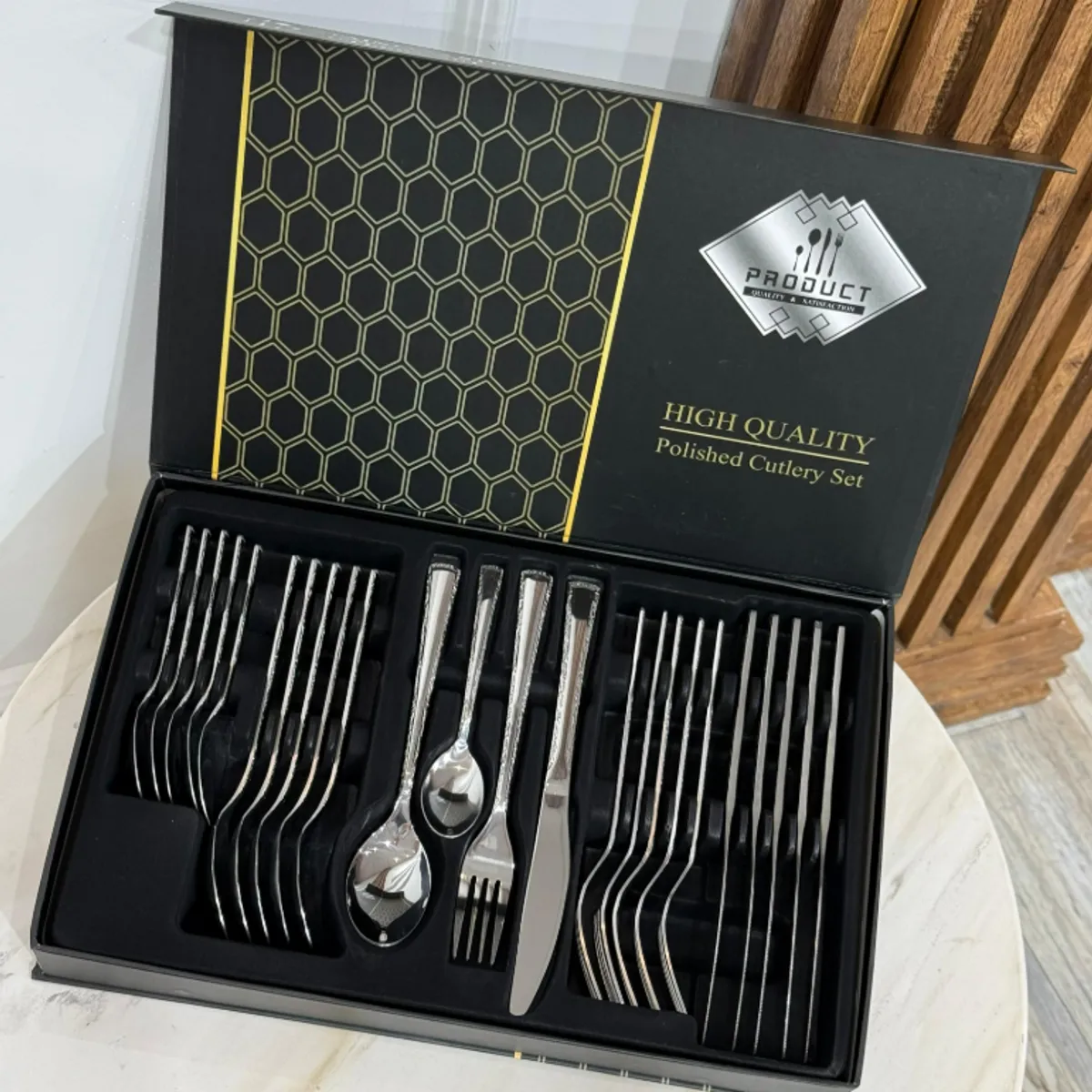 GENERICO - Kit de Cubiertos Premium 24 Piezas en Acero Inoxidable – Acabado Plateado