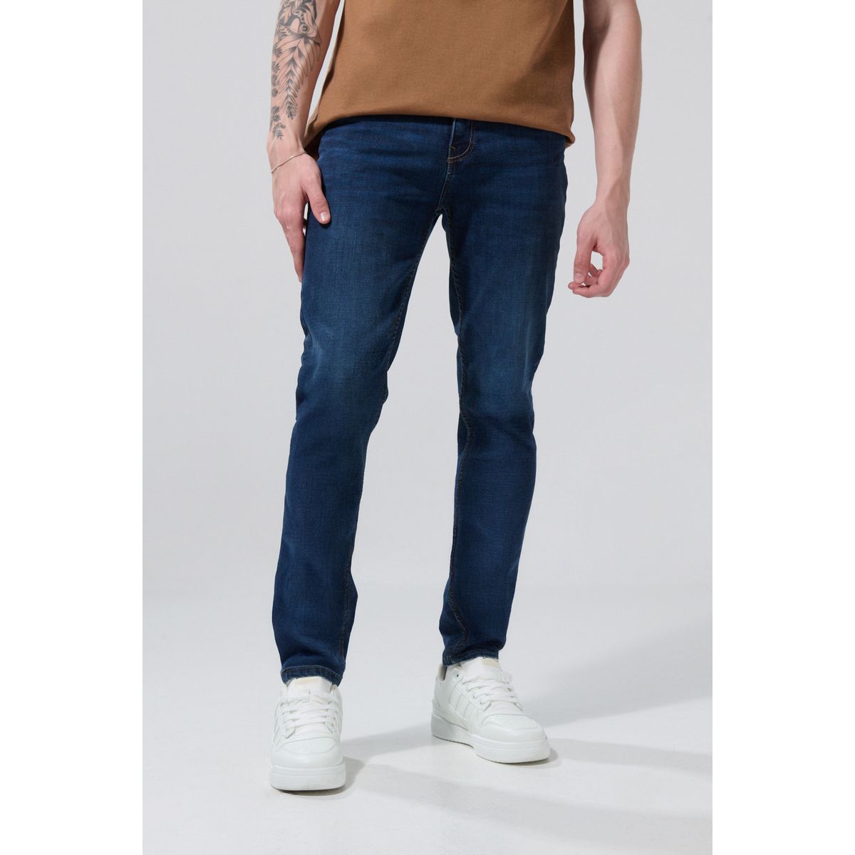 KOAJ - KOAJ Jean azul oscuro skinny con tiro bajo y 5 bolsillos Hombre