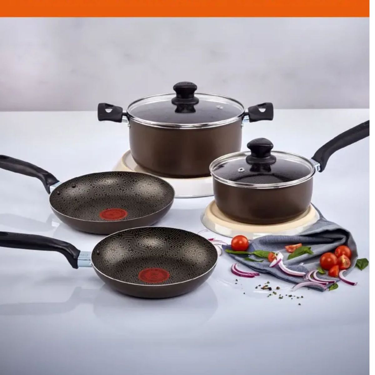 IMUSA - Batería / Juego de Ollas 6 Piezas IMUSA Antiadherente Talent Chocolate