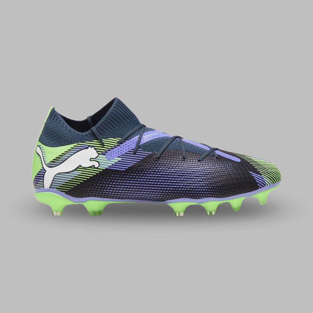 PUMA - Guayos Puma Mujer Future 7 Play FG/Ag- Negro-Verde