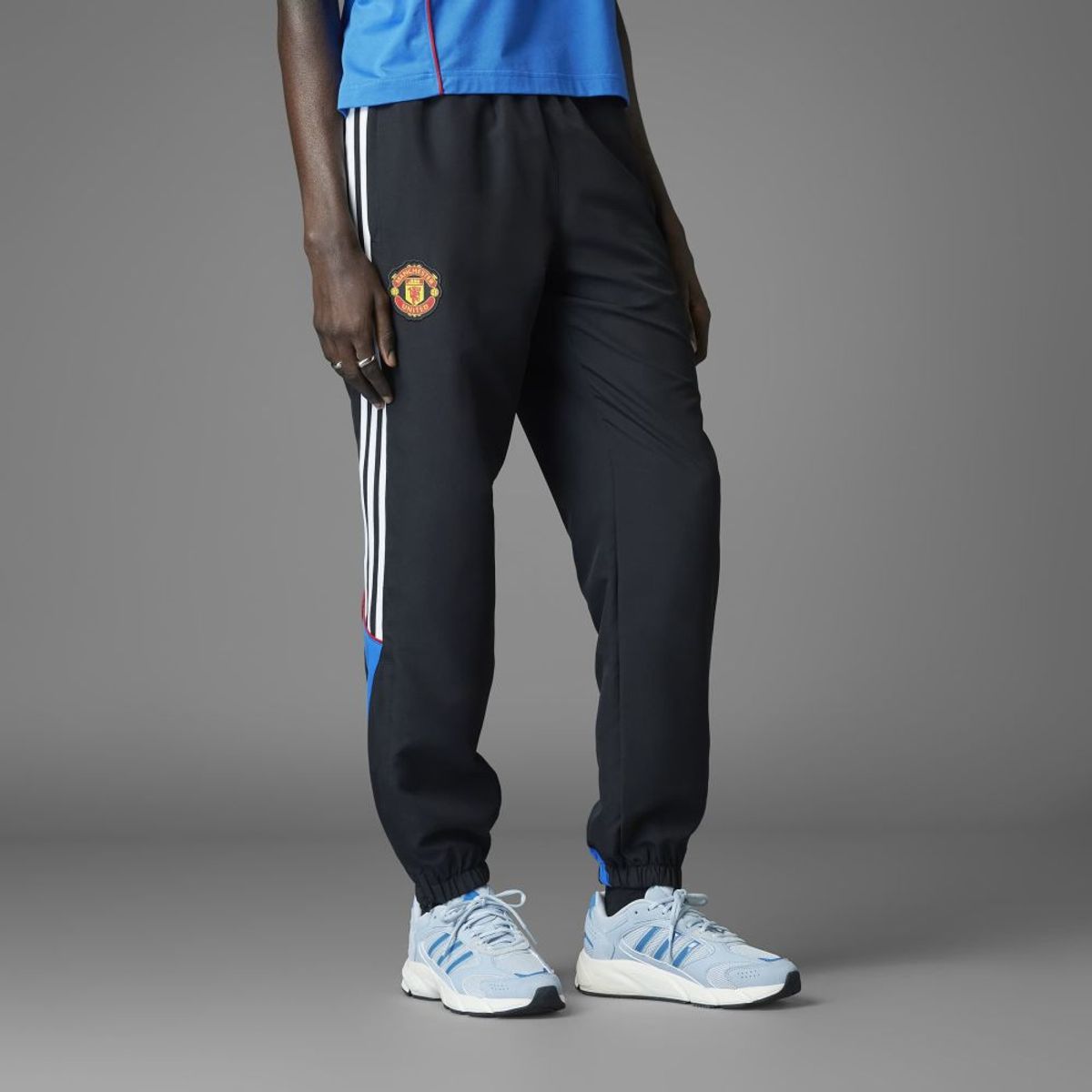 ADIDAS - Pantalón adidas Hombre Manchester United UBP  - Negro