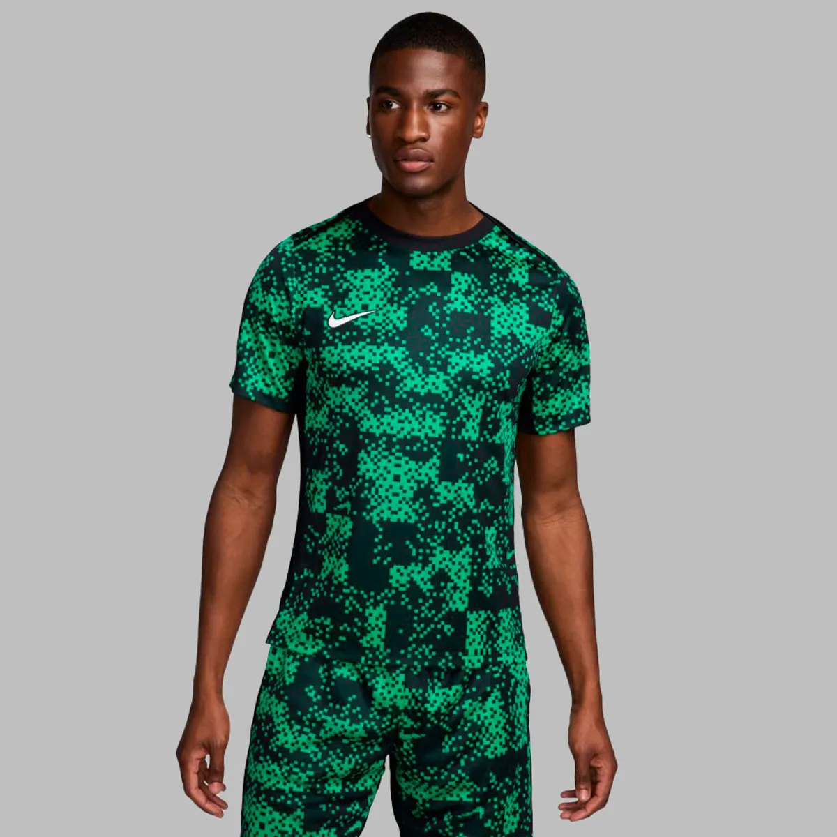 NIKE - Camiseta Nike Hombre M  Dri-Fit Acad Pro Ss Top Gx - Verde