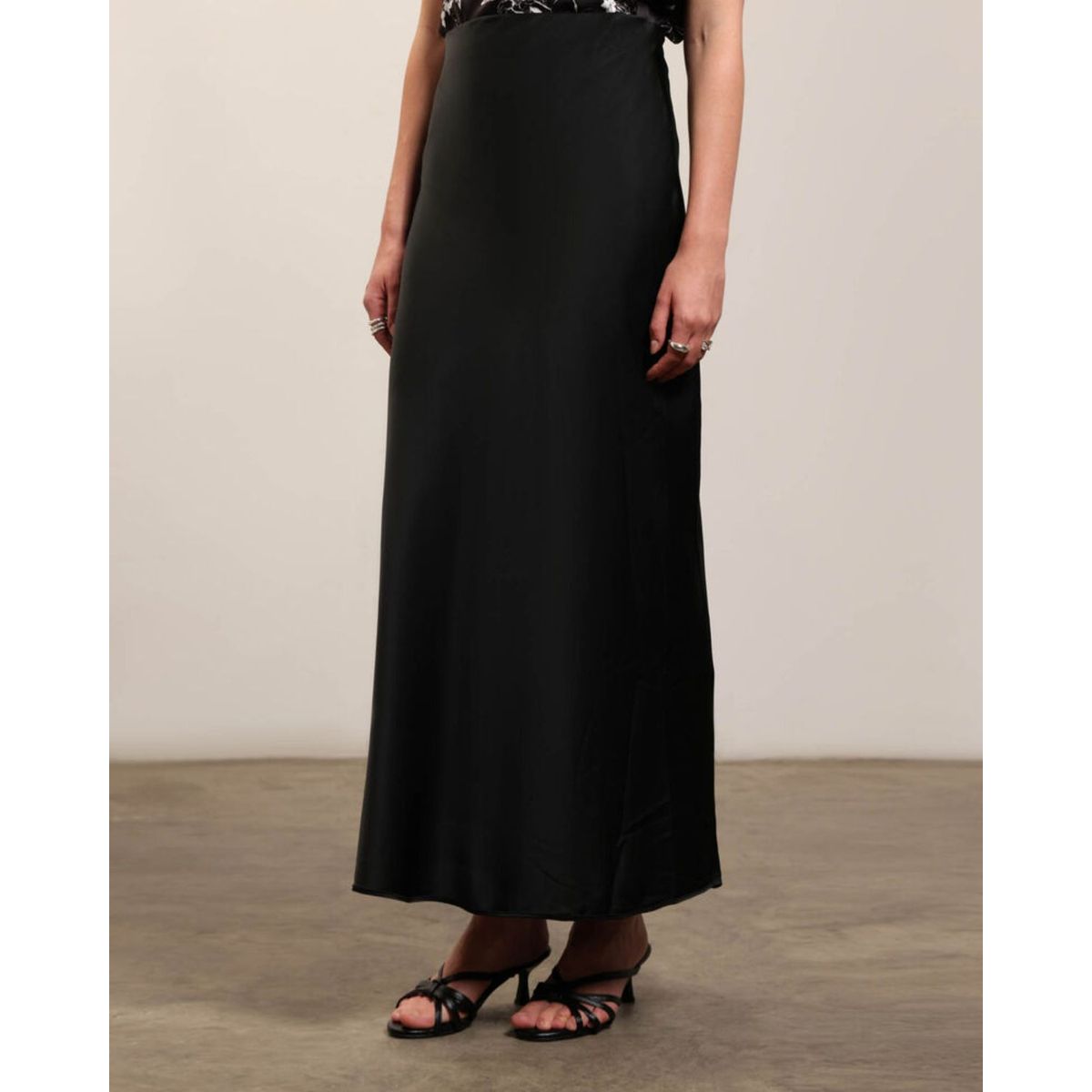 PATPRIMO - Falda  Para Mujer Medio Marca Patprimo #30140427-10