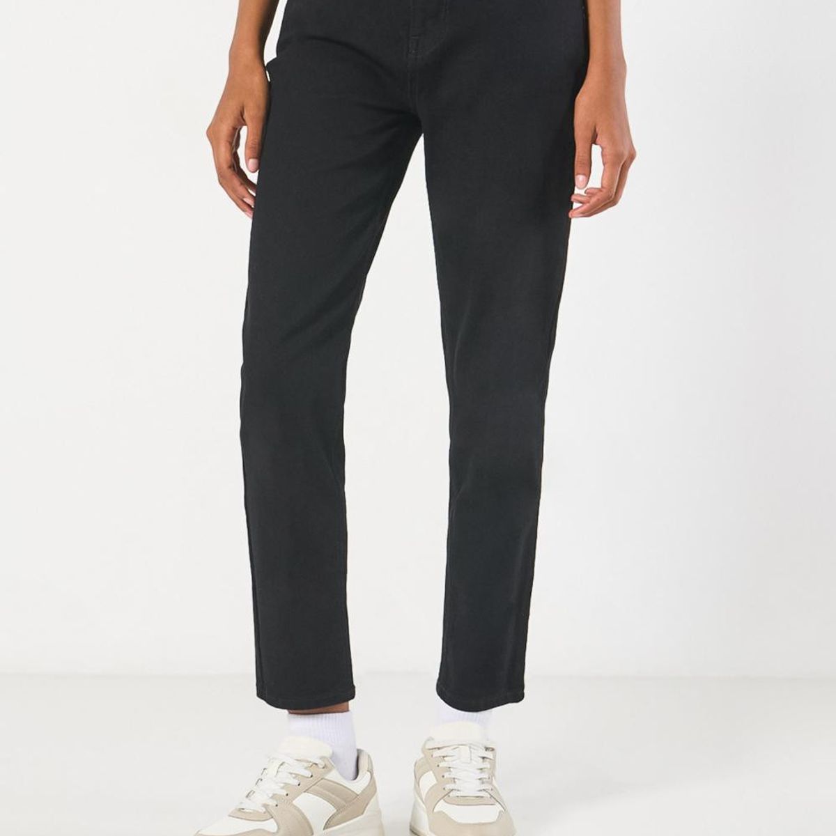 KOAJ - KOAJ Jean negro mom súper tiro alto con bota recta y bolsill Mujer