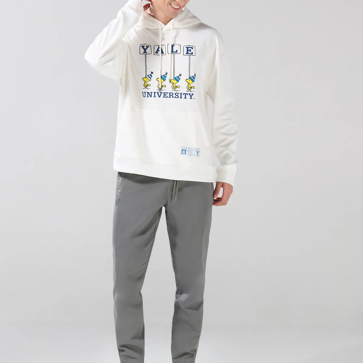 KOAJ Buzo crema con capota y arte de Snoopy & Yale Hombre KOAJ ...
