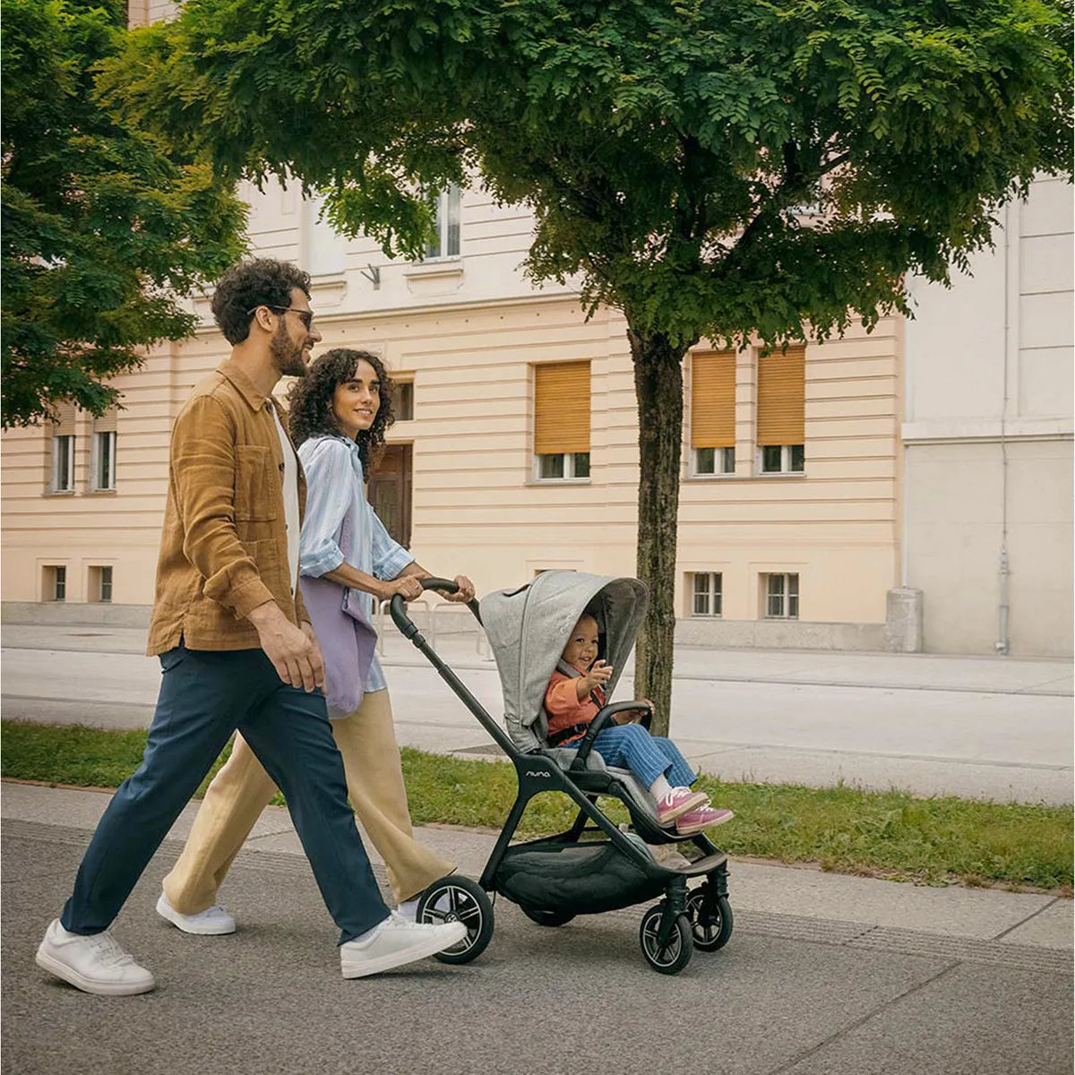 NUNA - Coche  Bebe Nuna Triv Next ™ BMW Graphene