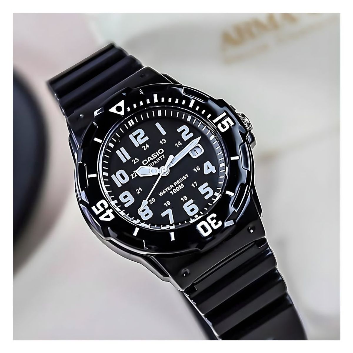 CASIO - Reloj Casio LRW-200H-1B Diseño Deportivo