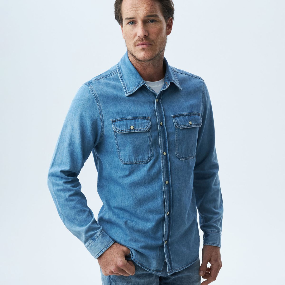 CHEVIGNON - Chevignon Camisa para Hombre de Demin Slim Fit Casual