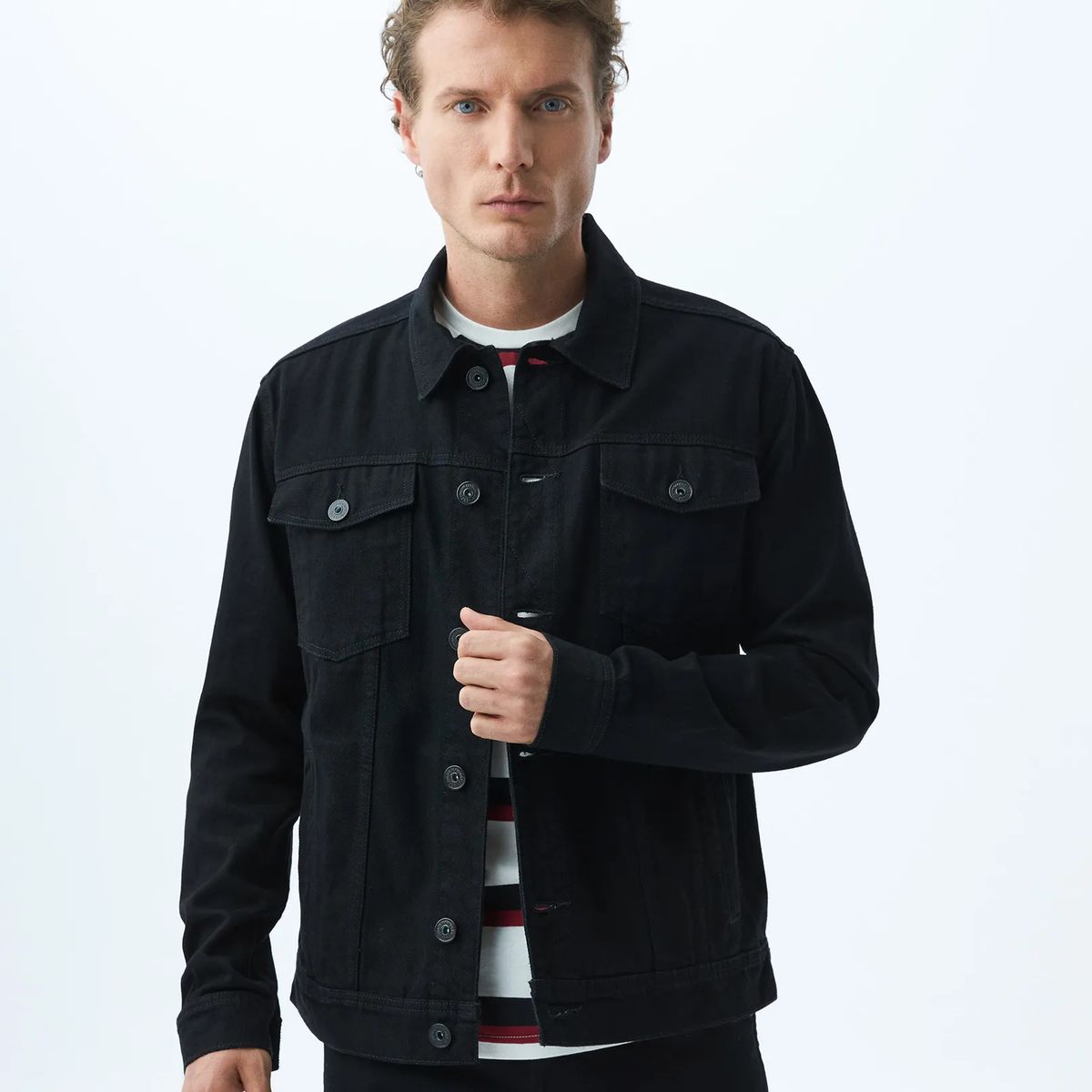 CHEVIGNON - Chevignon Chaqueta para Hombre Denim Corte Recto Negra