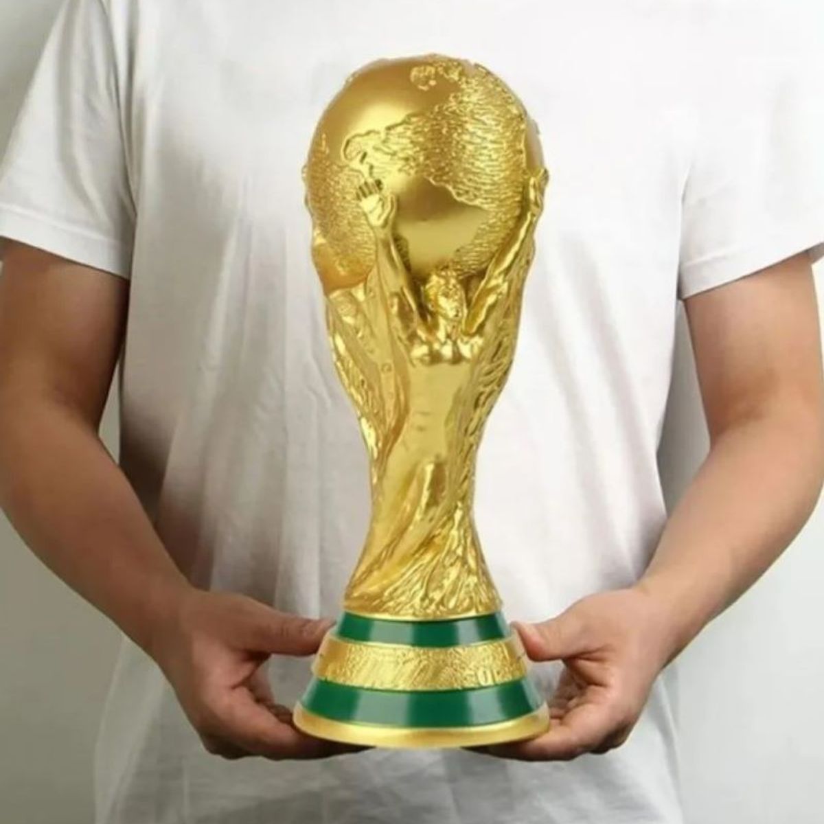 ZHOPI CO - Alcancia Plastica Replica Copa Del Mundo Trofeo Futbol Dorado