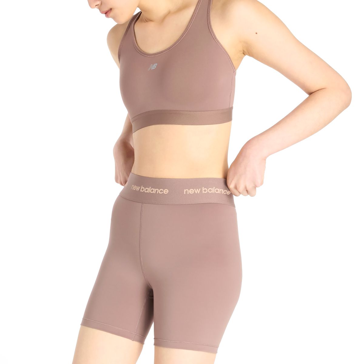 NEW BALANCE - Pantalonetas Deportivas New Balance Original Café Para Mujer