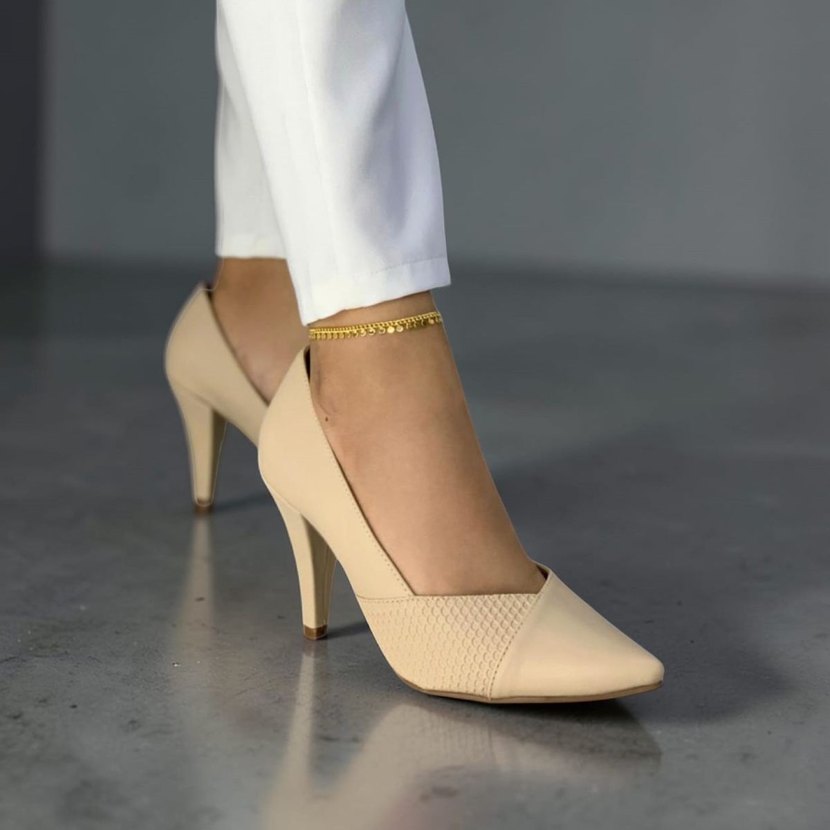 EVEGONZ - Tacones de Mujer Beige con Tacon de Aguja