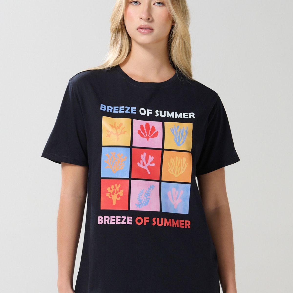 KOAJ - KOAJ Camiseta unicolor cuello redondo con diseño de playa Mujer