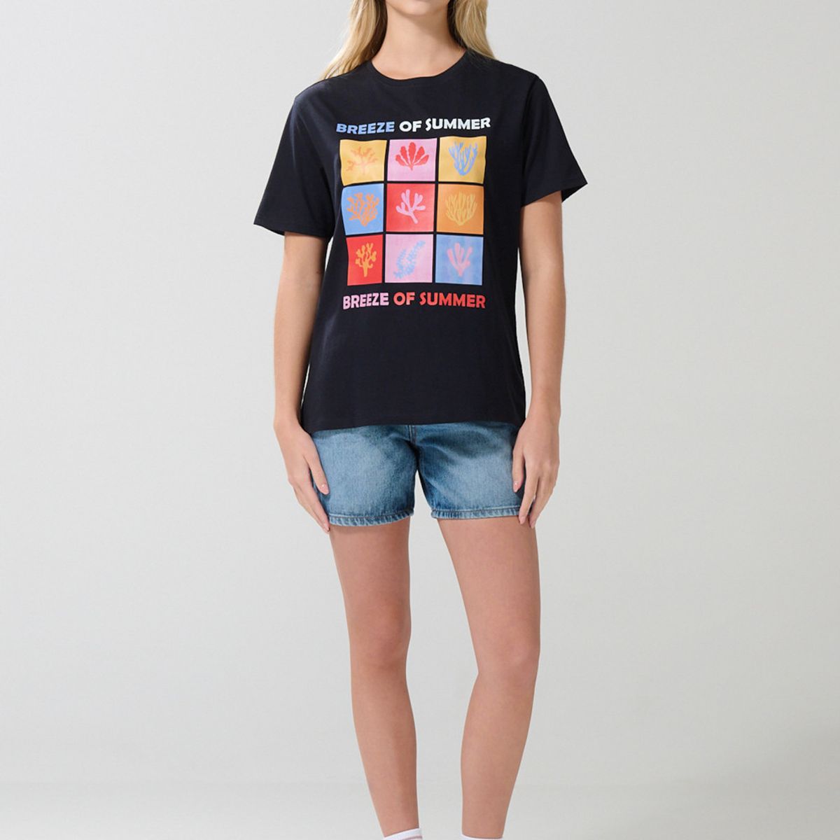 KOAJ - KOAJ Camiseta unicolor cuello redondo con diseño de playa Mujer