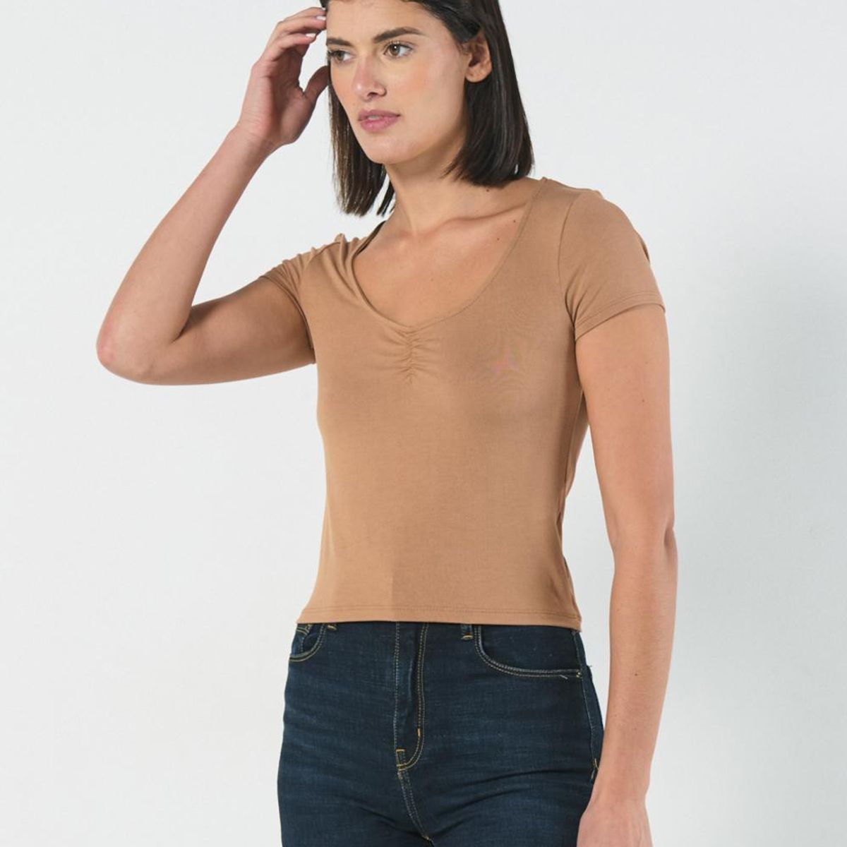 KOAJ - KOAJ Camiseta ajustada en viscosa unicolor con cuello V Mujer