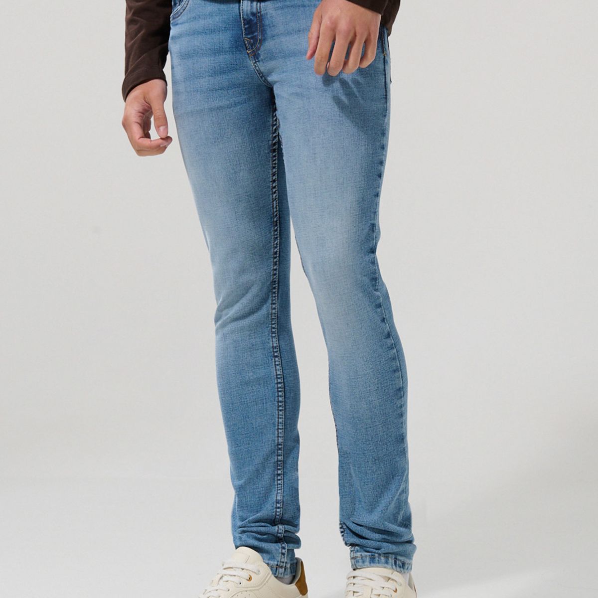 KOAJ - KOAJ Jean azul medio skinny ceñido con tiro bajo y bolsillo Hombre