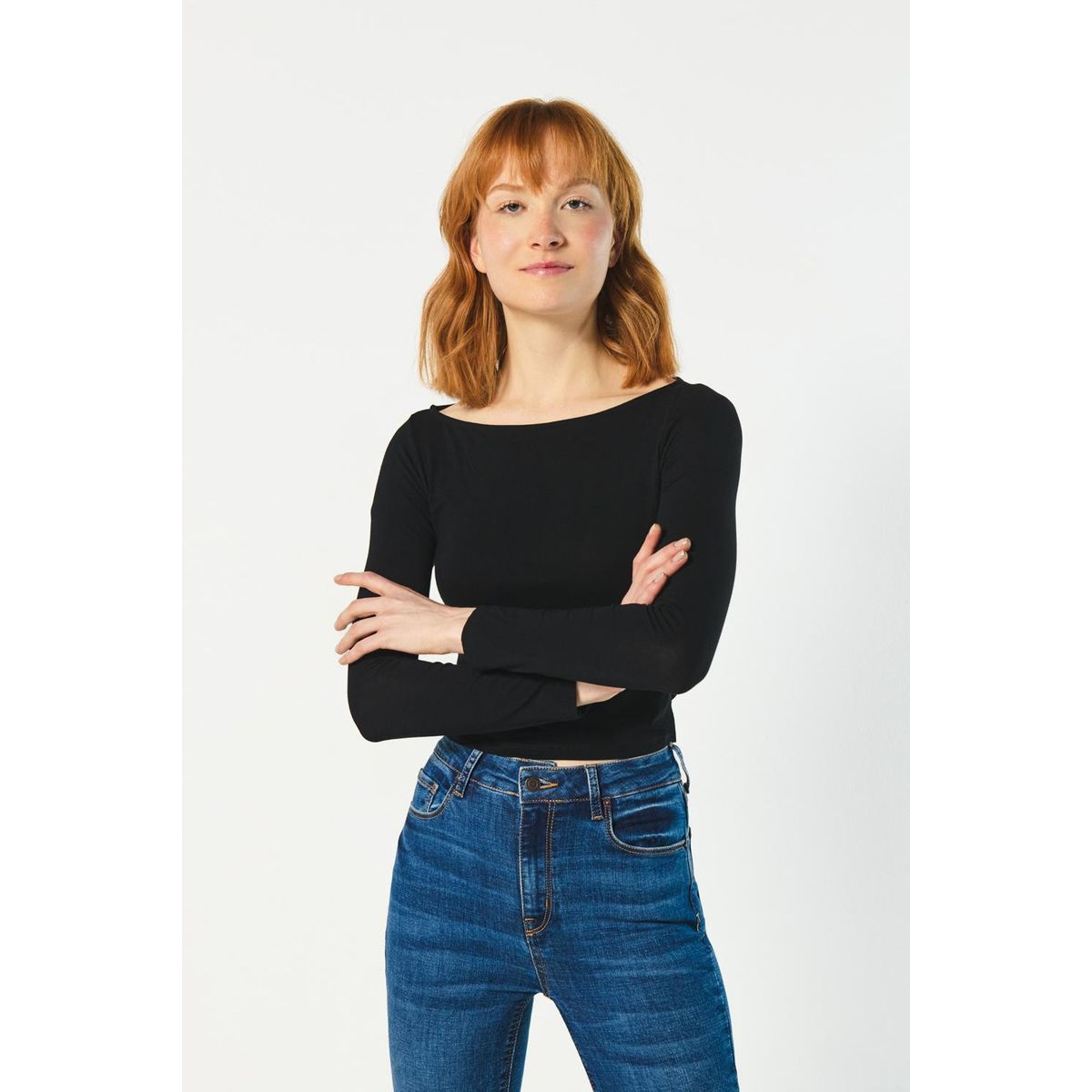 KOAJ - KOAJ Camiseta ajustada manga larga unicolor con cuello band Mujer