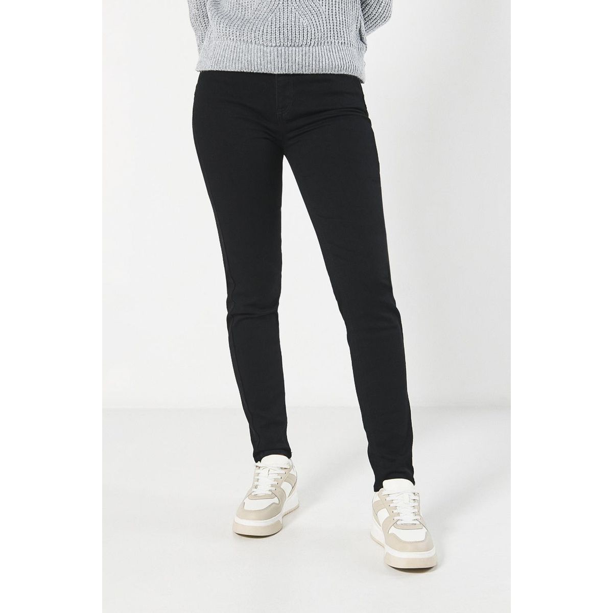 KOAJ - KOAJ Jean negro push up con tiro alto y realce posterior Mujer