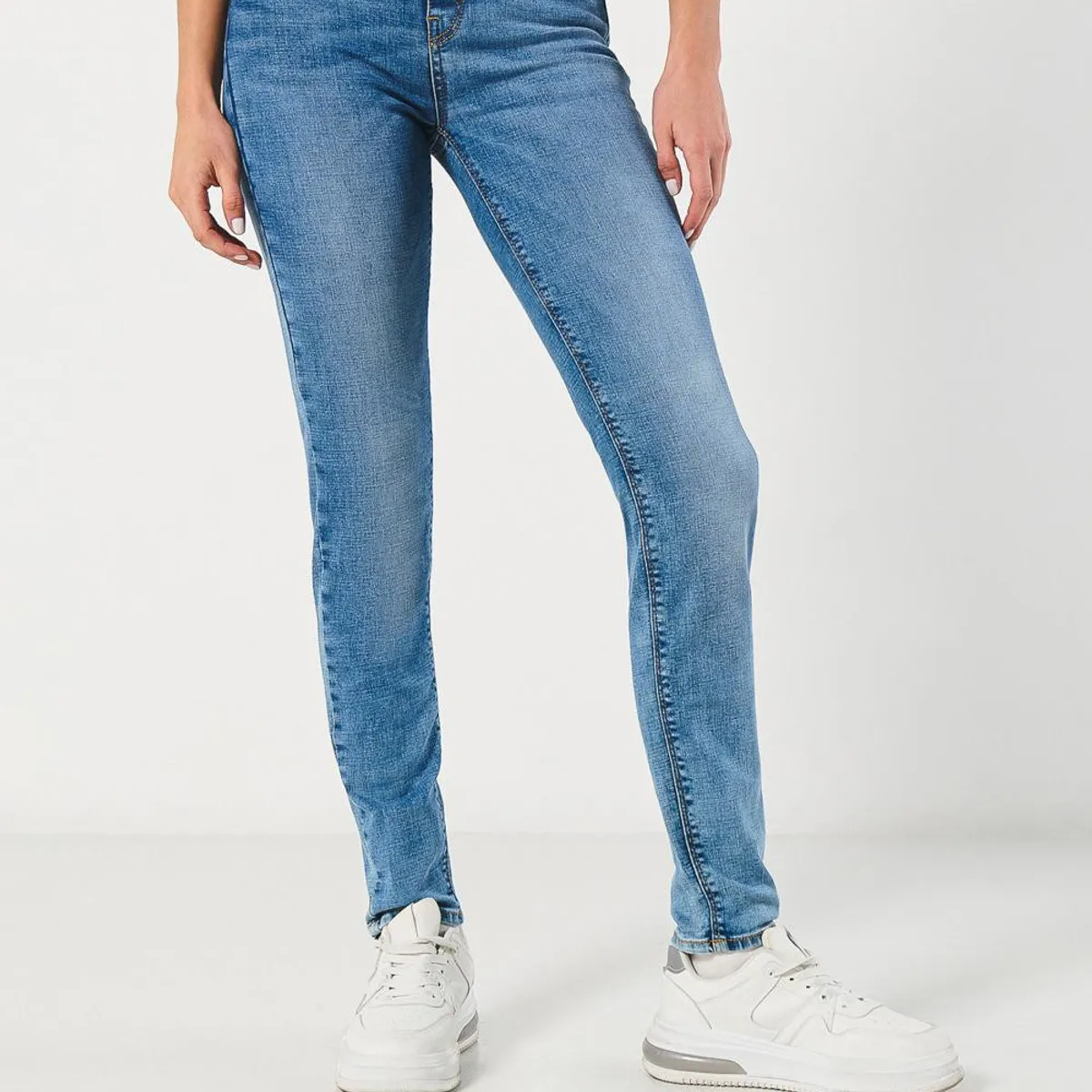 KOAJ - KOAJ Jean azul claro jegging súper tiro alto con desgastes Mujer