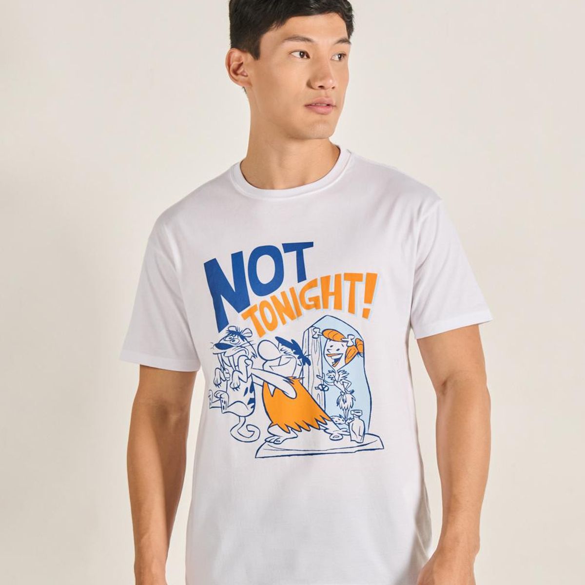 KOAJ - KOAJ Camiseta blanca cuello redondo con arte de Los Picapie Hombre