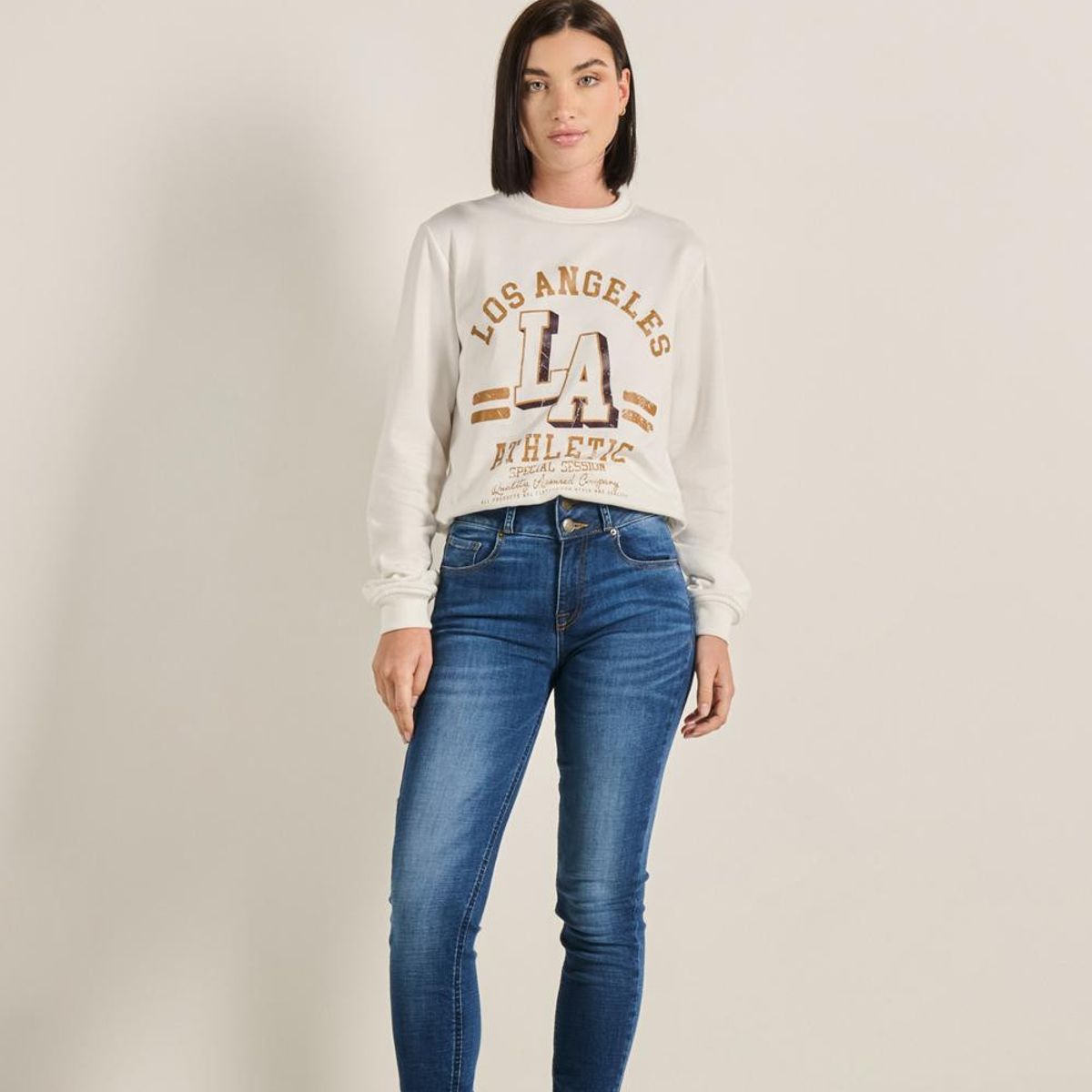 KOAJ - KOAJ Jean azul oscuro push up con pretina ancha y tiro alto Mujer