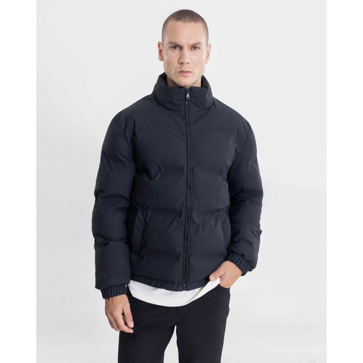 ATMOS - Chaqueta Acolchada Pu Cuello Alto  Para Hombre Negro Atmos