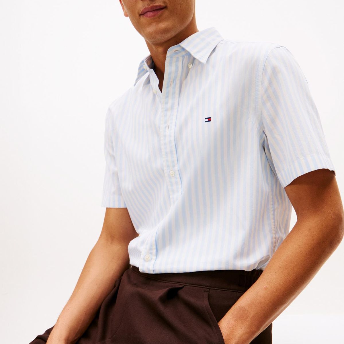TOMMY HILFIGER - Camisa celeste flex poplin de rayas manga corta con logo Tommy Hilfiger