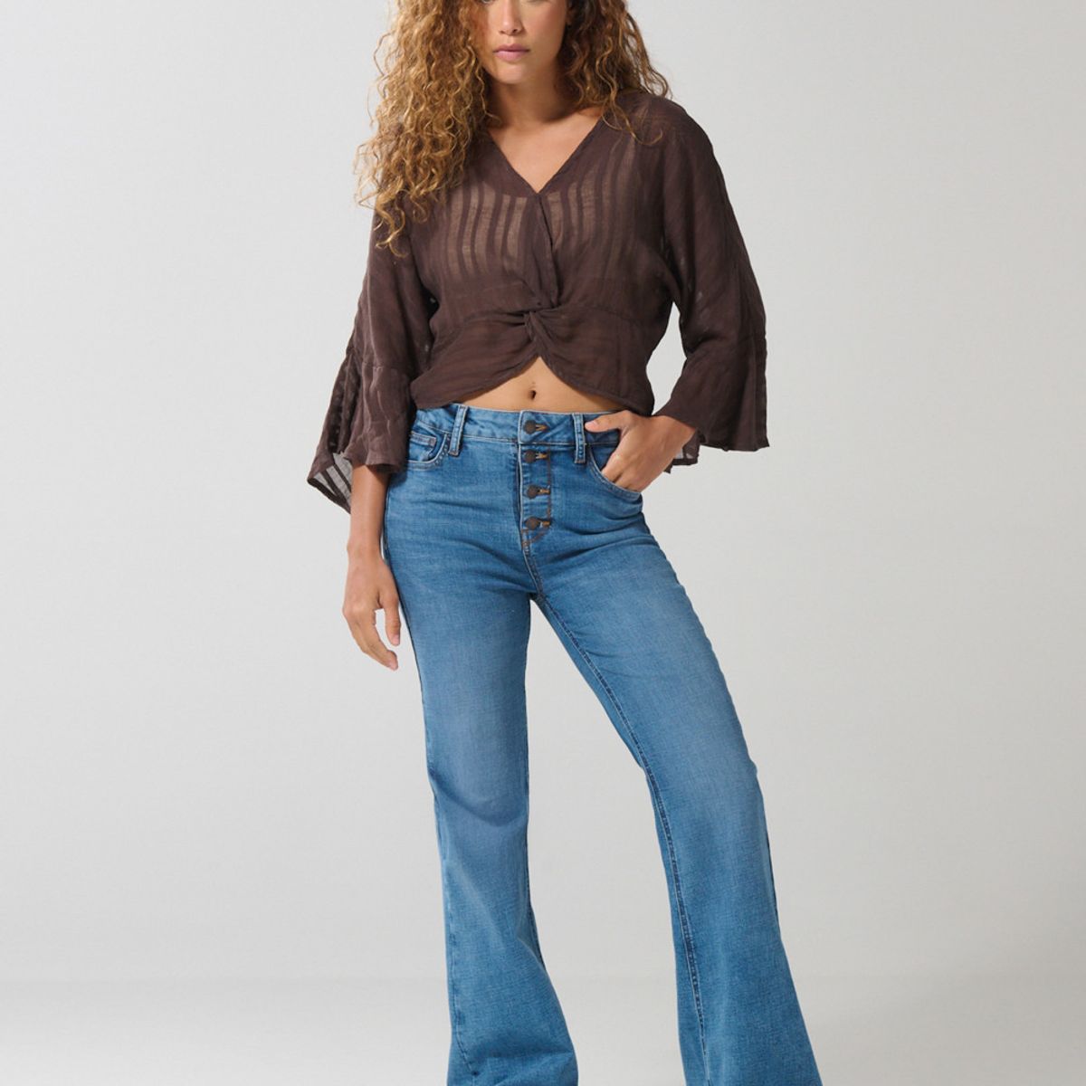KOAJ - KOAJ BLUSA ALGODON/UNICOLOR/ CROP/MANGA 3/4 NUDO EN FRENTE Mujer