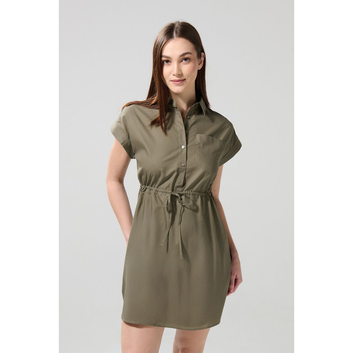 KOAJ - KOAJ Vestido corto unicolor con cuello camisero y botones Mujer