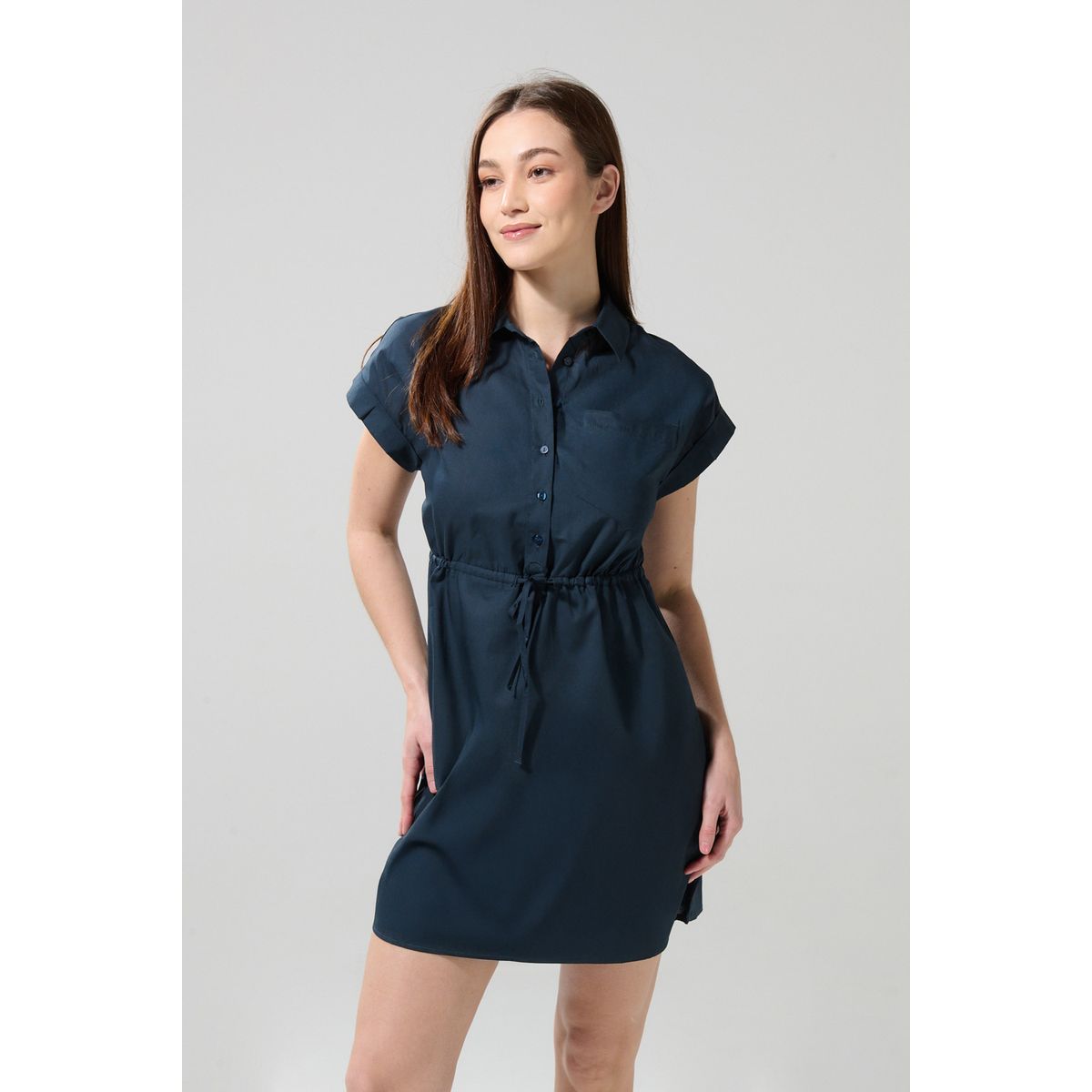 KOAJ - KOAJ Vestido corto unicolor con cuello camisero y botones Mujer