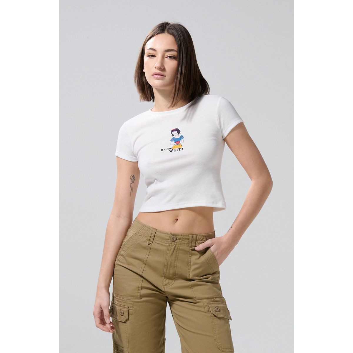KOAJ - KOAJ Camiseta para mujer en tela acanalada, cuello redondo y Mujer