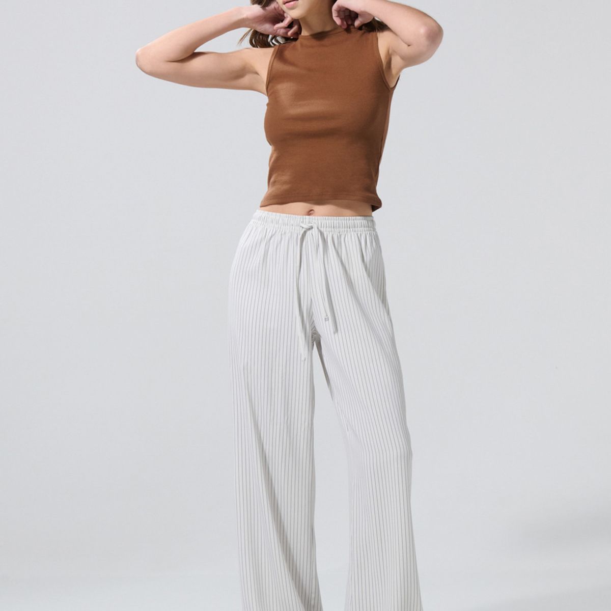 KOAJ - KOAJ Pantalón palazzo tiro alto crema con rayas y bota ancha Mujer