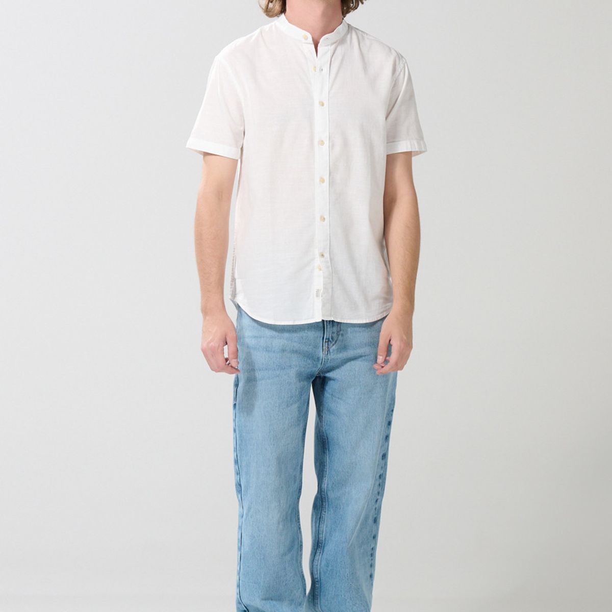 KOAJ - KOAJ Camisa cuello neru o mao, manga corta en slim fit. Hombre