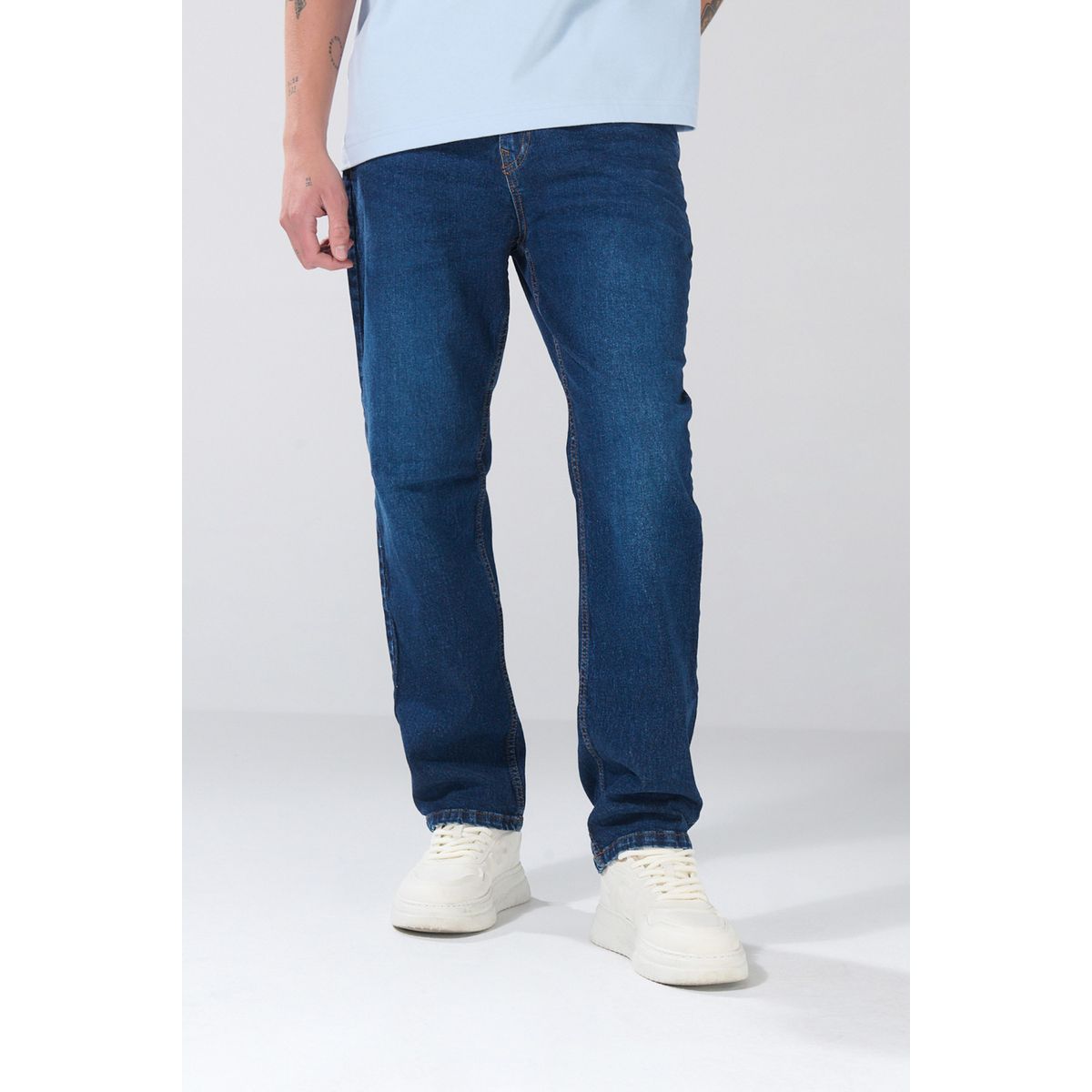 KOAJ - KOAJ Jean straight leg azul bota recta con bolsillos y tiro Hombre