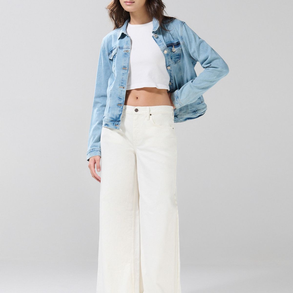 KOAJ - KOAJ Chaqueta azul clara de jean slim con bolsillos Mujer