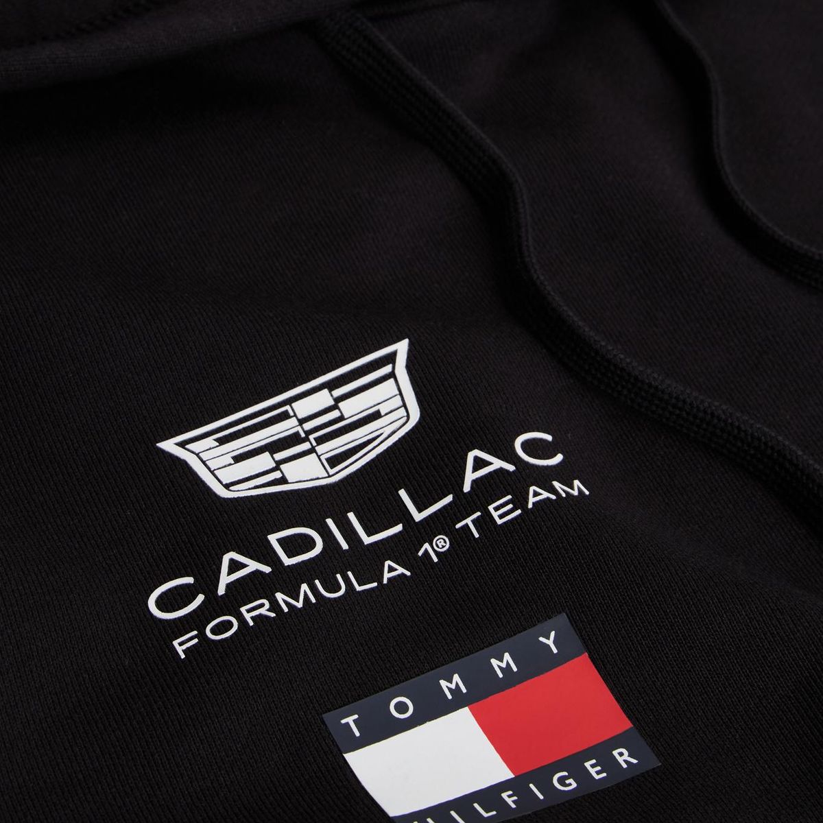 TOMMY HILFIGER - Buzo negro TH x Cadillac Formula 1® Team Tommy Hilfiger