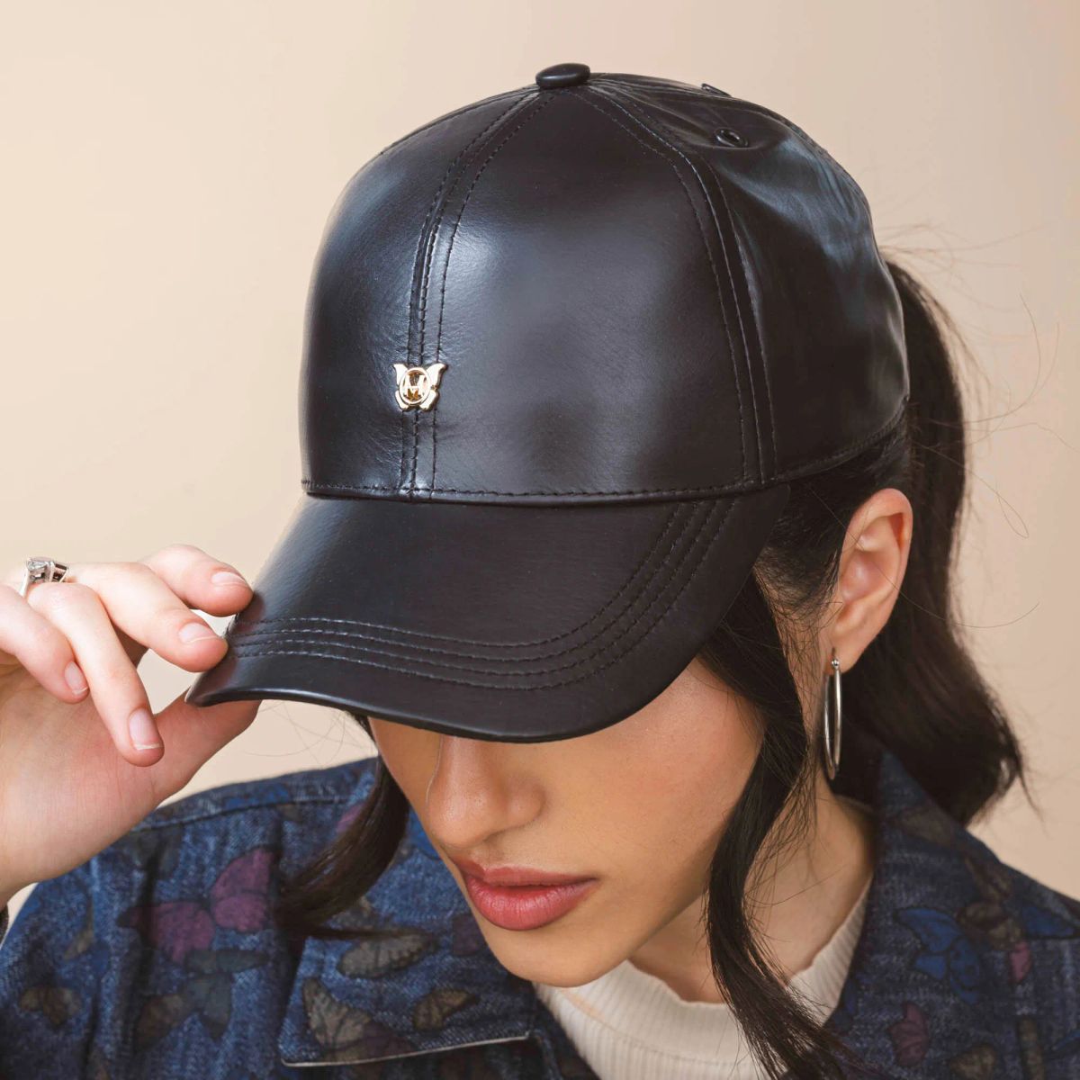 MARIO HERNANDEZ - Gorra Beisbolera Alas Negro Gala Milliner