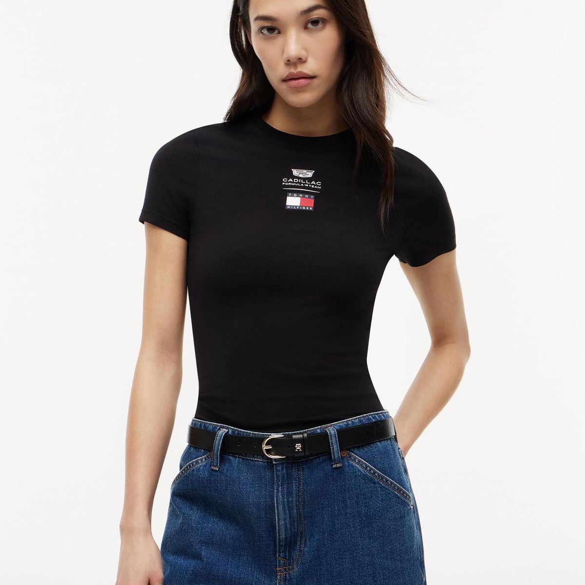 TOMMY HILFIGER - Camiseta negra entallada TH x Cadillac Formula 1® Team Tommy Hilfiger