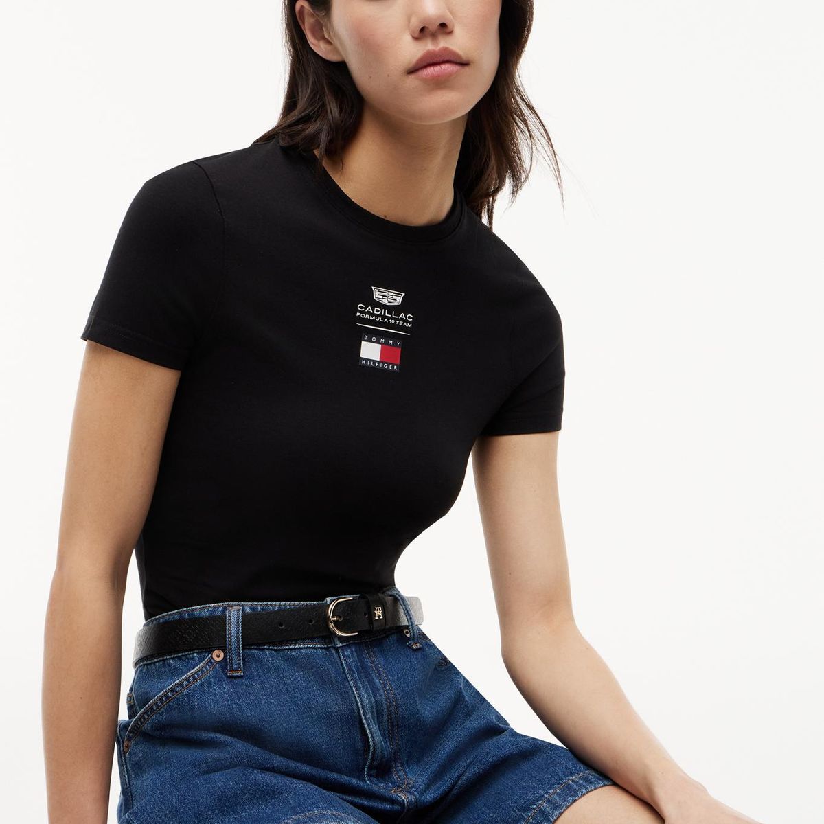 TOMMY HILFIGER - Camiseta negra entallada TH x Cadillac Formula 1® Team Tommy Hilfiger