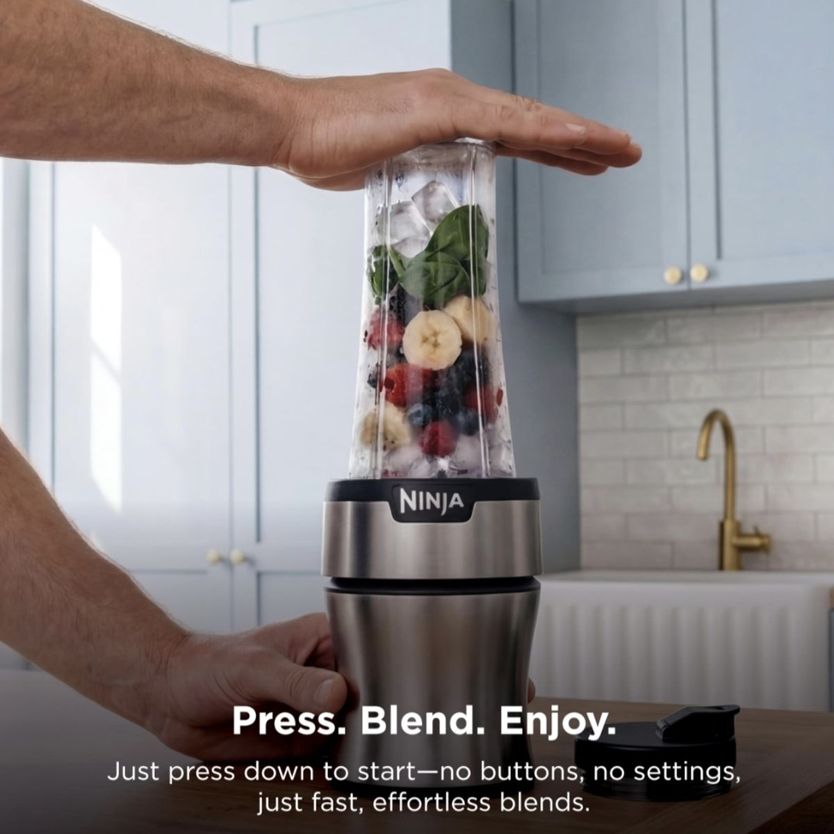 NINJA - Licuadora personal nutri ninja batidos 900w Plateada 3 vasos BN301