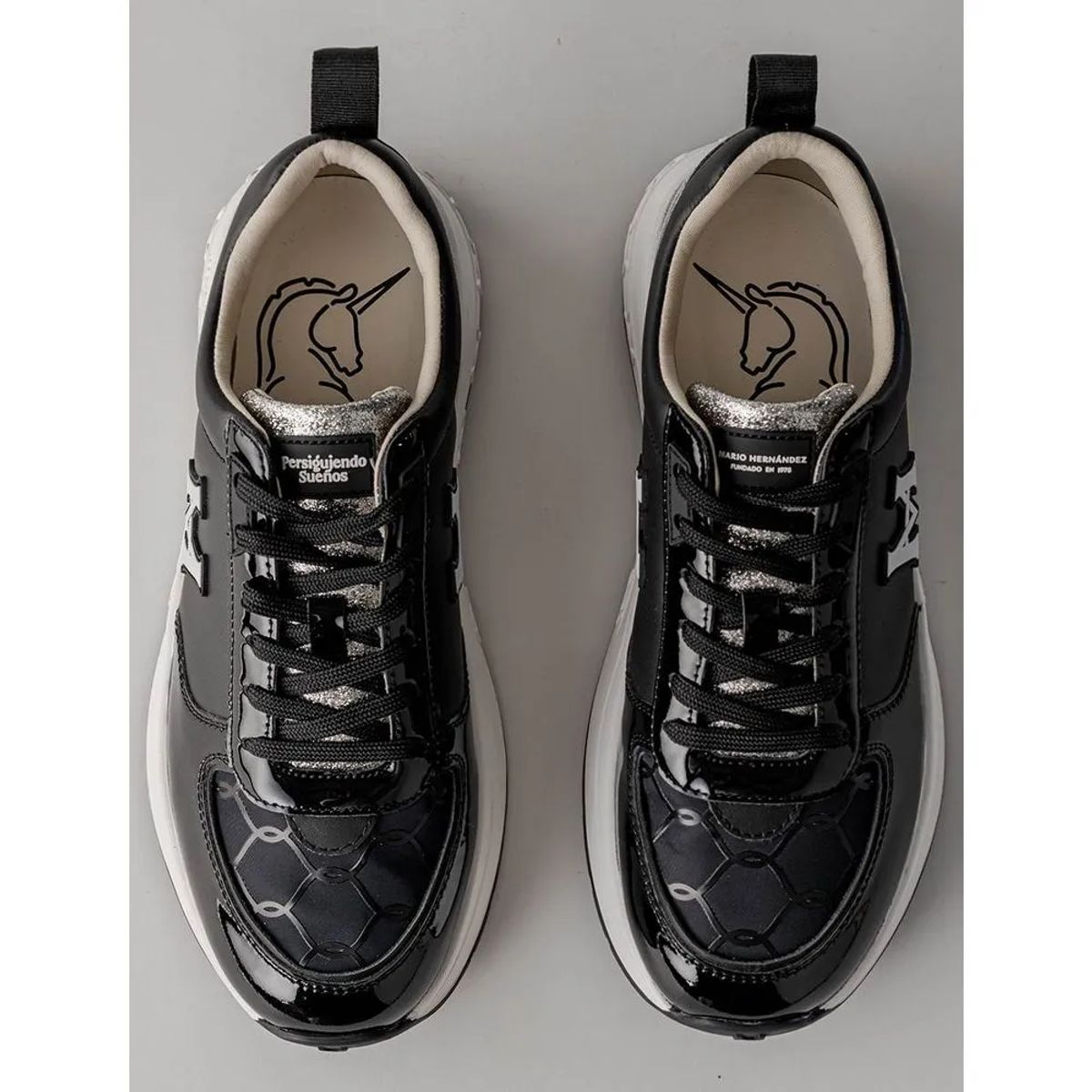 MARIO HERNANDEZ - Tenis Astro Sombra