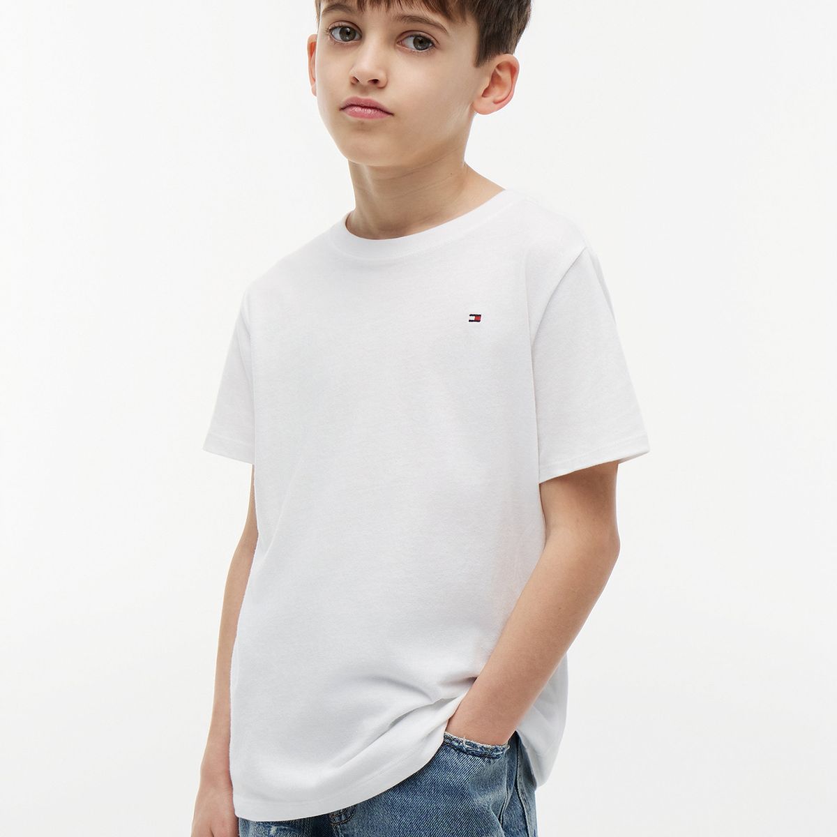 TOMMY HILFIGER - Camiseta blanca nantucket de cuello redondo con logo Tommy Hilfiger