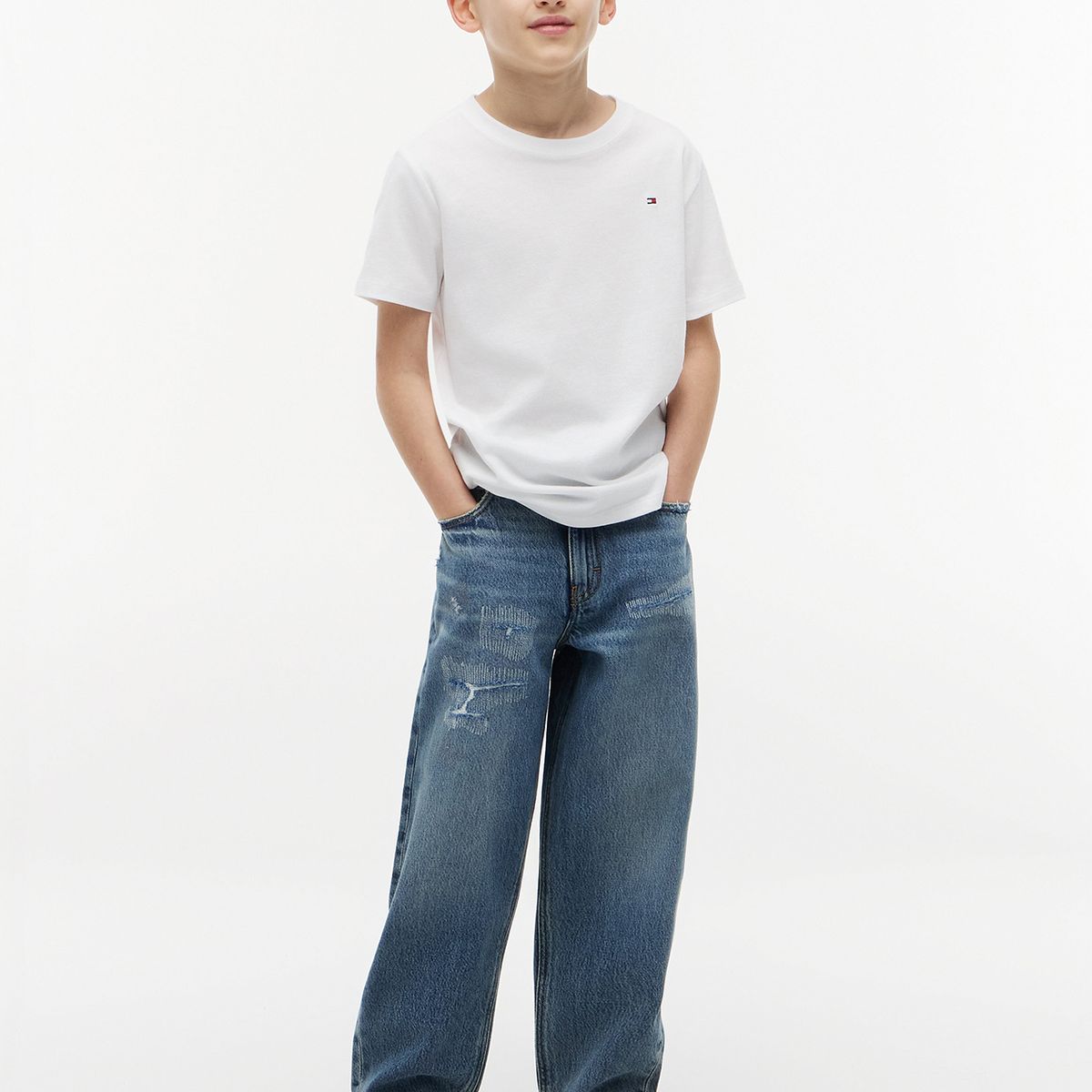 TOMMY HILFIGER - Camiseta blanca nantucket de cuello redondo con logo Tommy Hilfiger