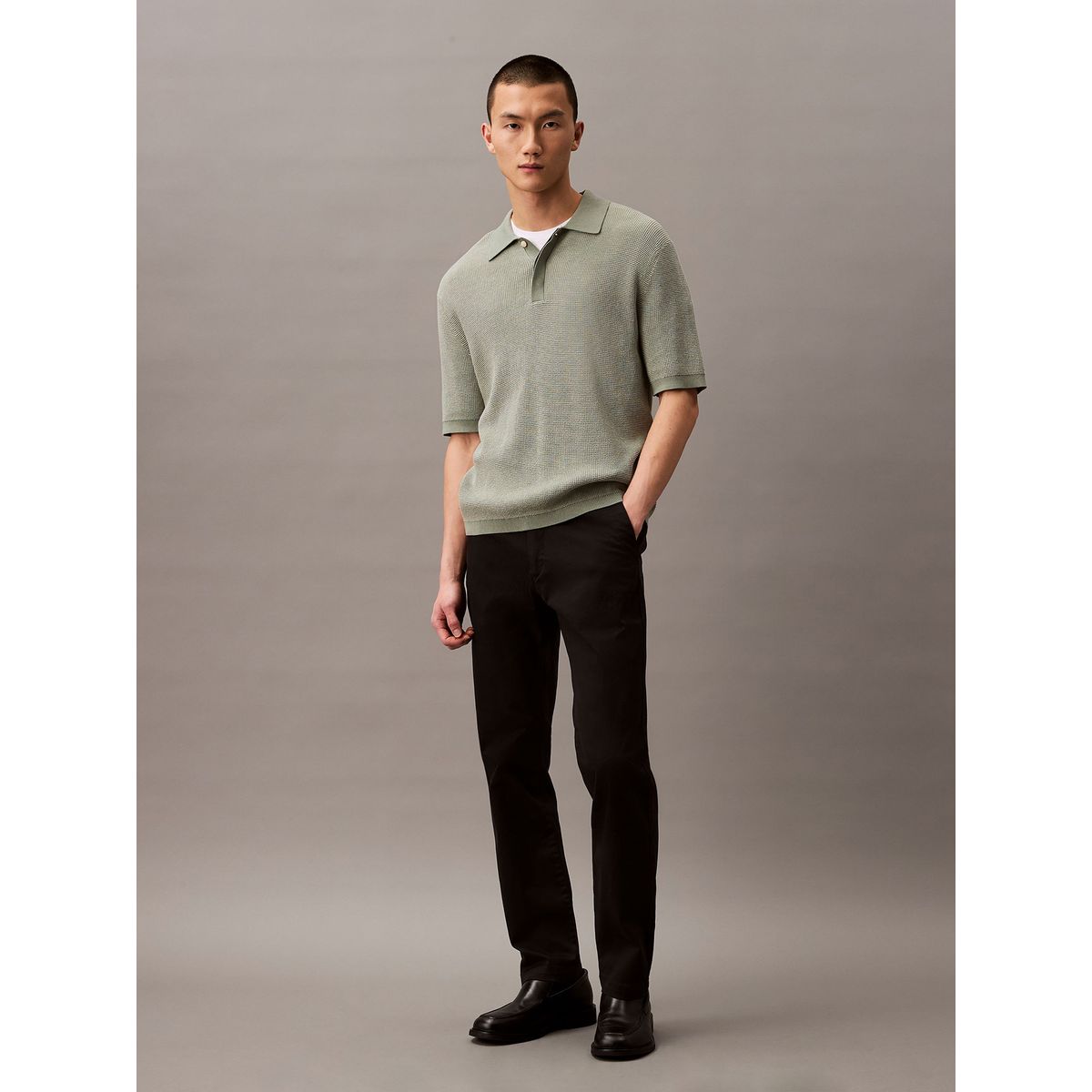 CALVIN KLEIN - Pantalón negro chino slim de tejido elástico Calvin Klein