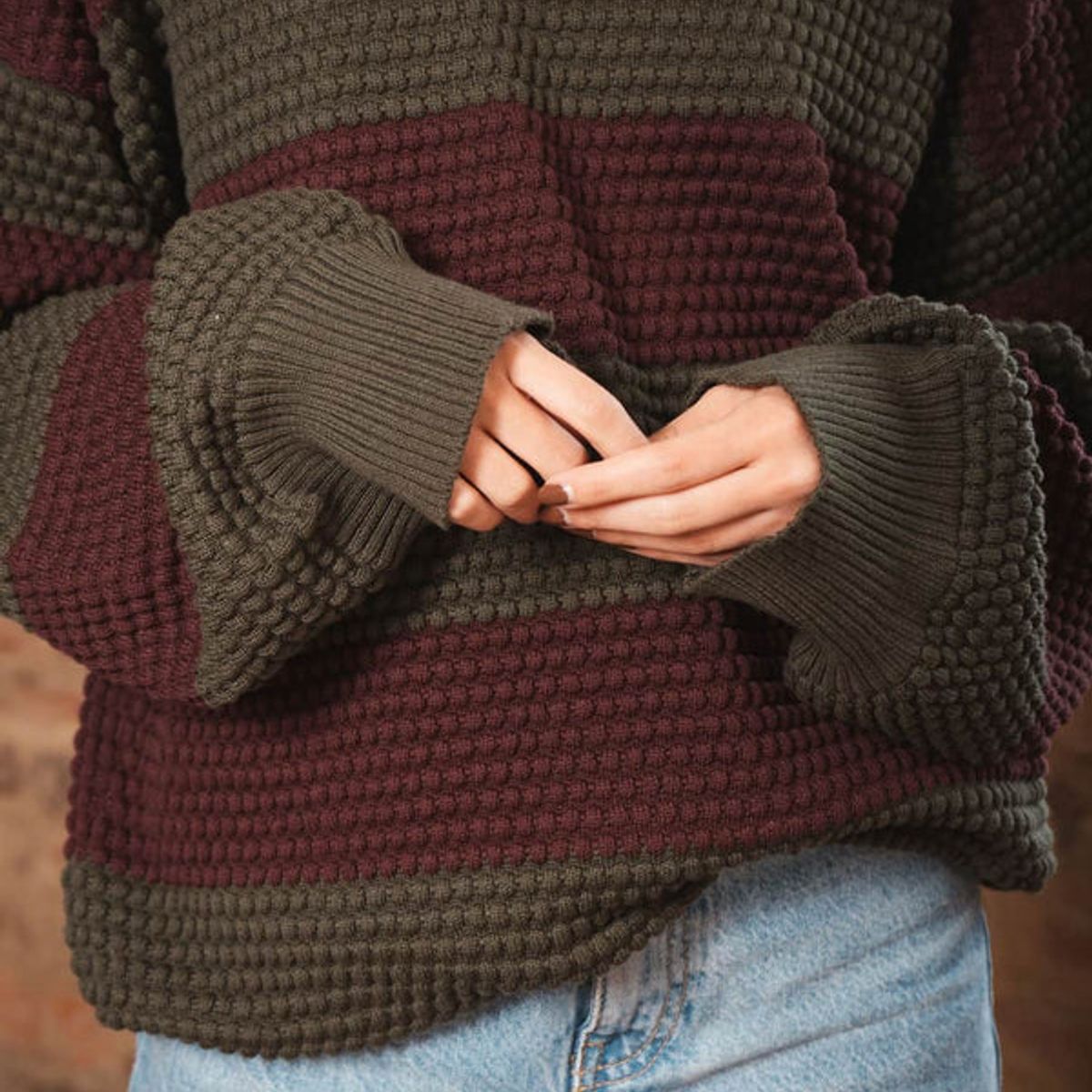 EASY PEOPLE - sweater bolitas vino y verde