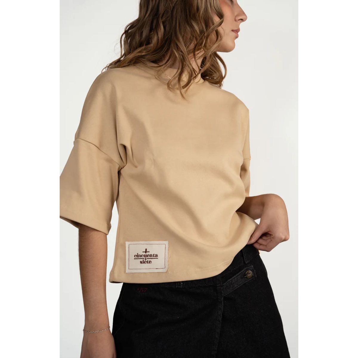 MAS CINCUENTA Y SIETE - SAND T-SHIRT MAS CINCUENTA Y SIETE