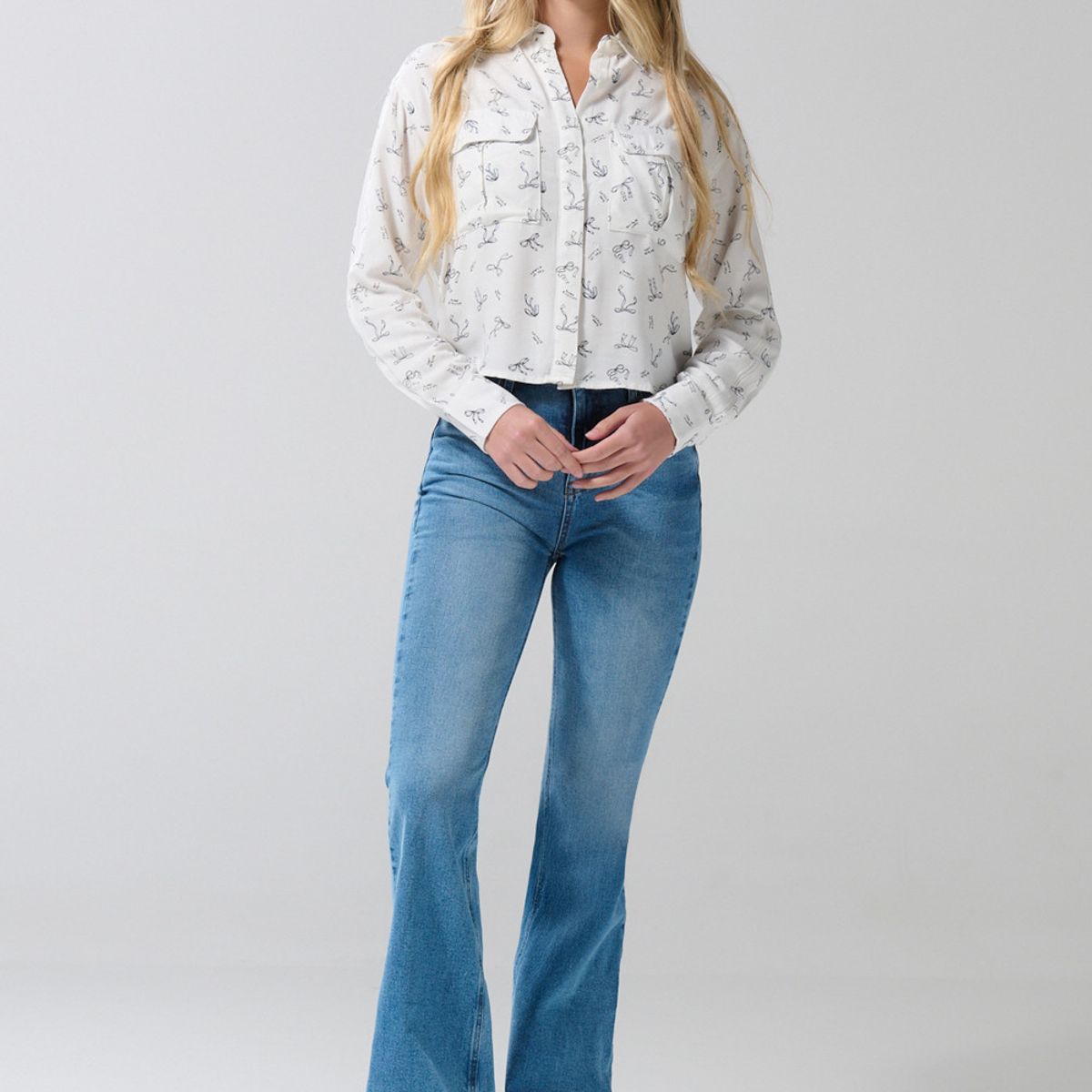 KOAJ - KOAJ BLUSA CAMISERA BOLSILLOS CON TAPAS CROP MANGA LARGA Mujer