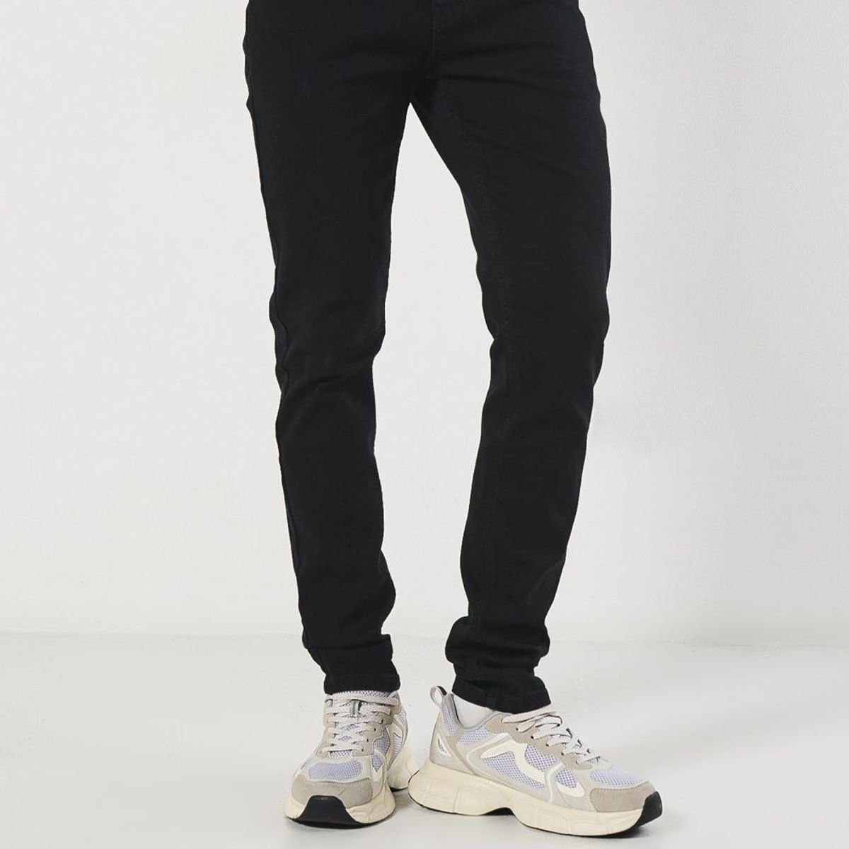 KOAJ - KOAJ Jean skinny ajustado negro con tiro bajo y bolsillos Hombre