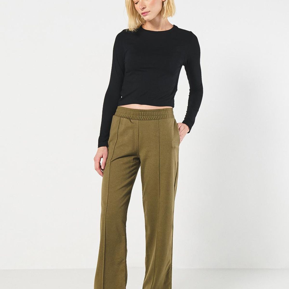 KOAJ - KOAJ Pantalón jogger unicolor con bota recta y vena centrada Mujer